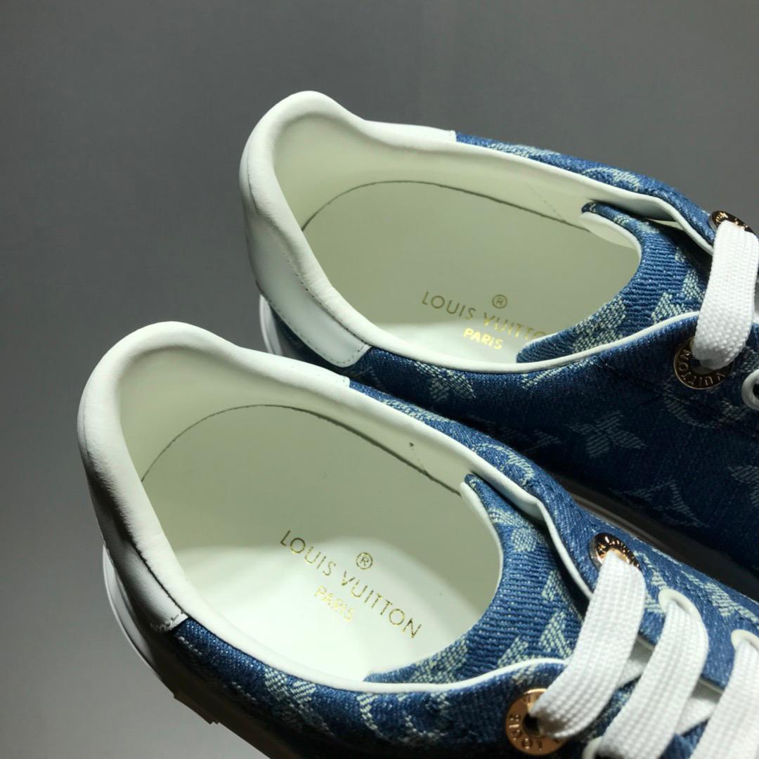 L0vis Vvtt0n Time Out Sneaker Blue For Women LV