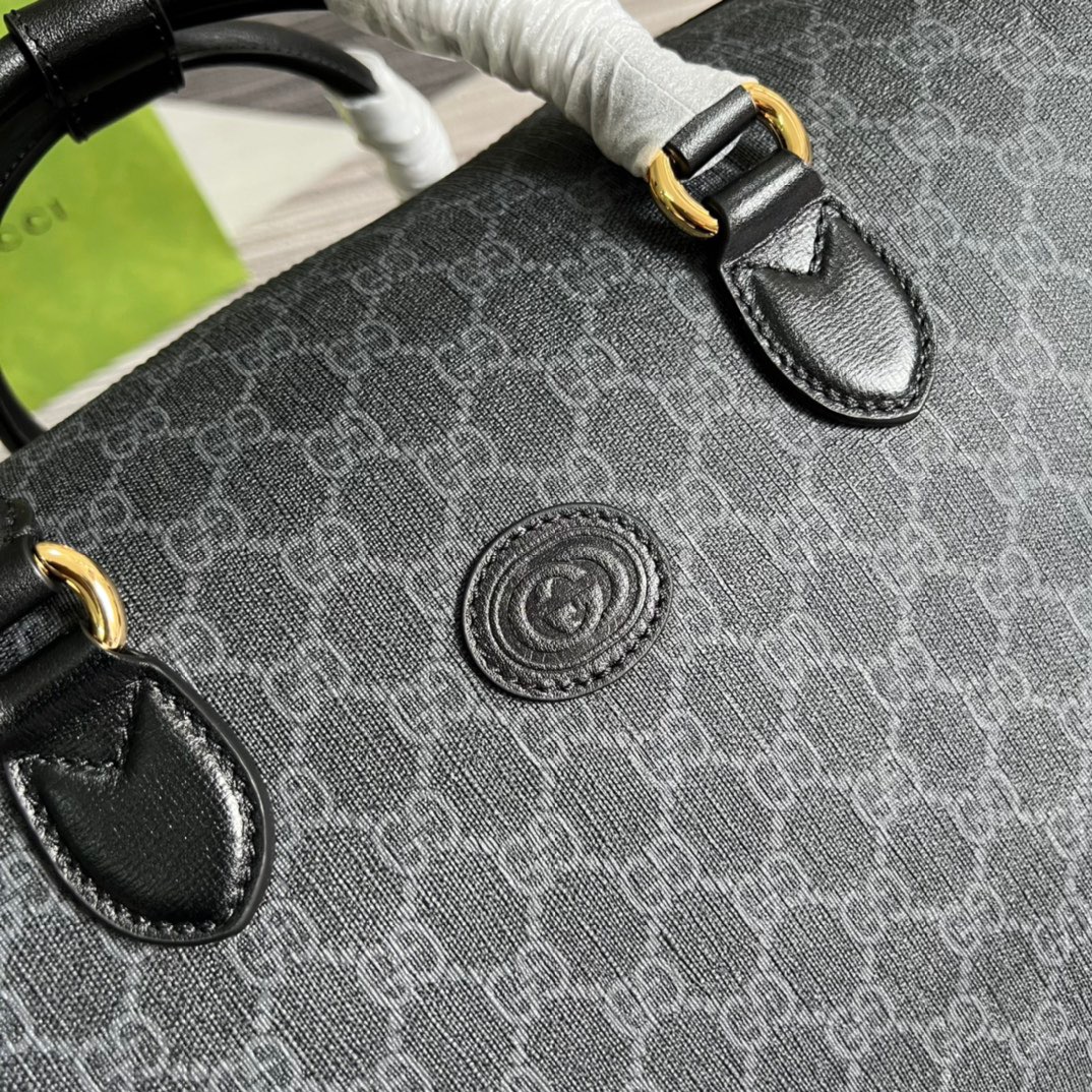 Gvc*1 Duffle Bag With Interlocking G Black 16.5in/42cm ‎696014 92THF 1000