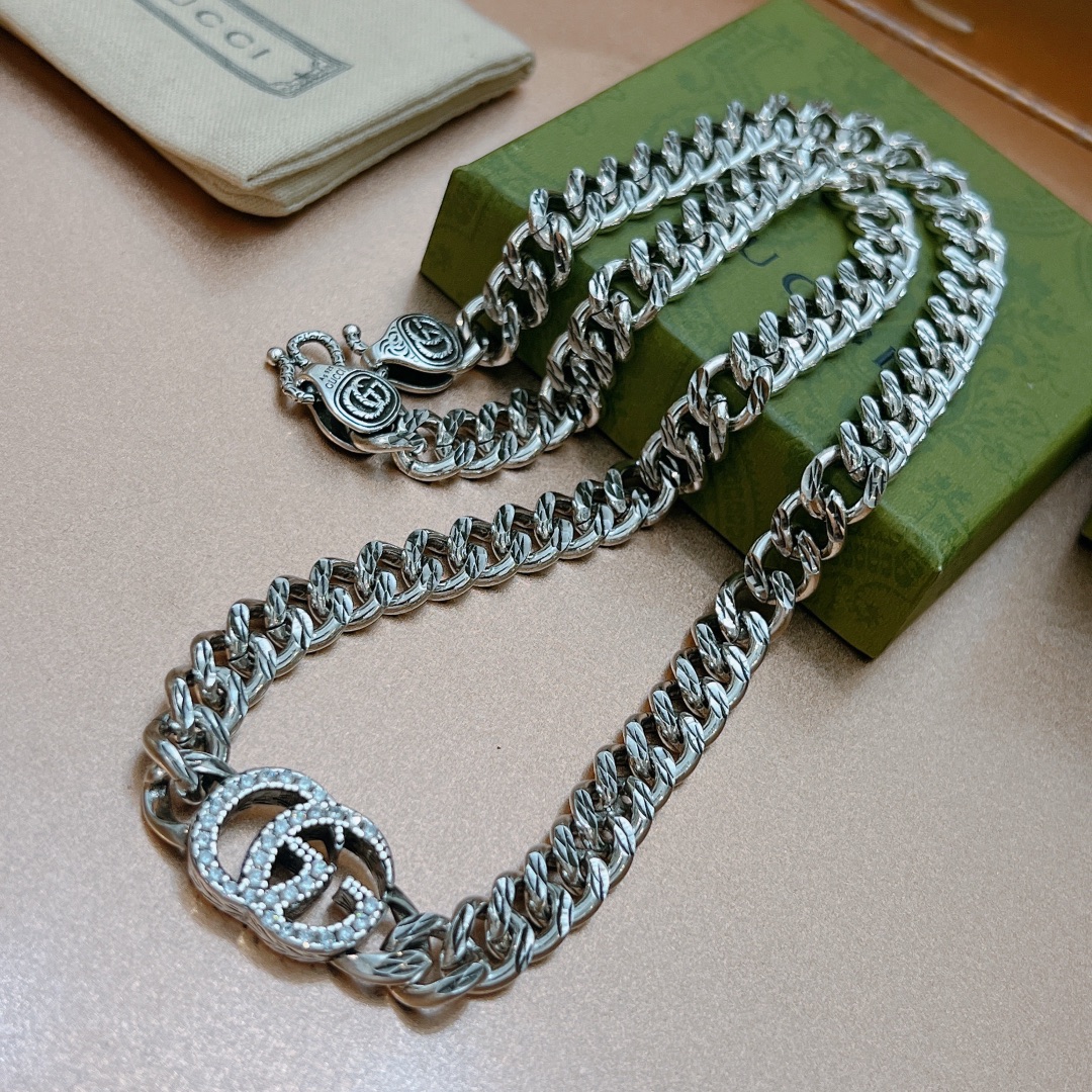 Gvc*1 Necklace Chain Silver