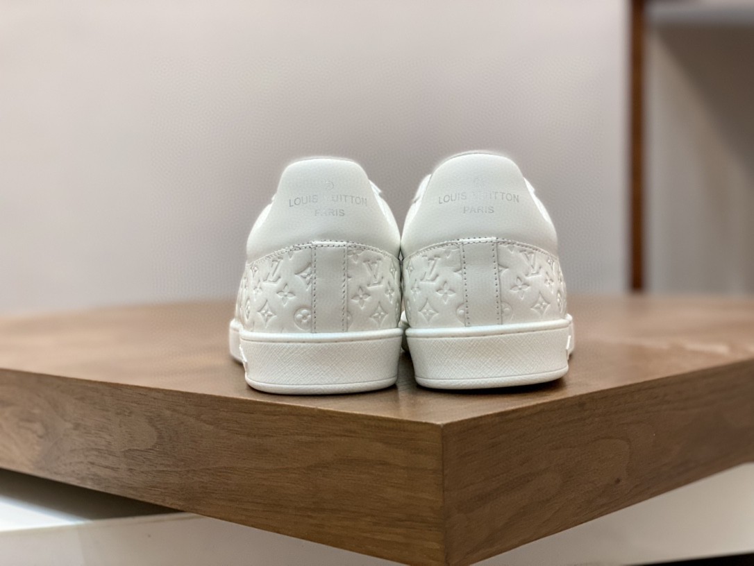 L0vis Vvtt0n Rivoli Sneaker White For Men 1AARI6