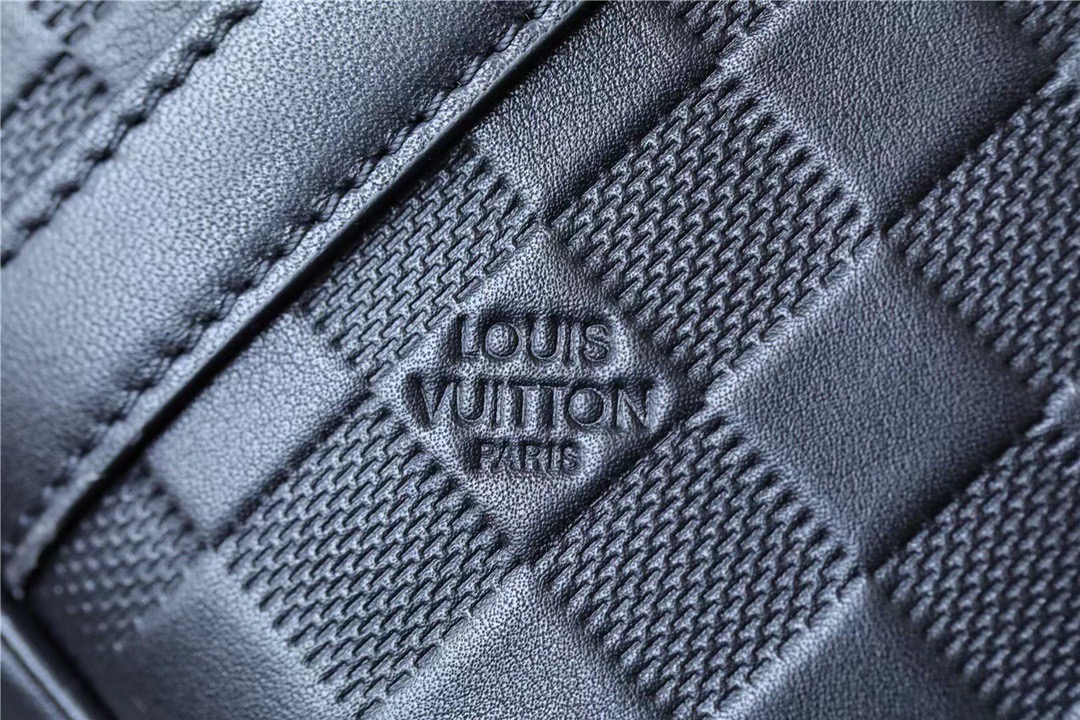 Sirius Briefcase Damier Black For Men 13.8in/35cm N45288