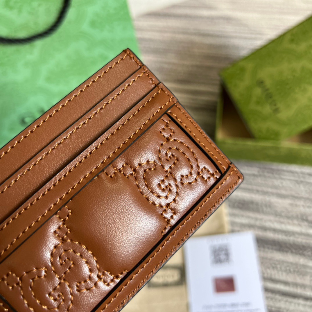 GG Portacarte GG Matelassé Brown For Women‎ 3.9 in/ 10 cm‎ 723790 UM8IG 2546