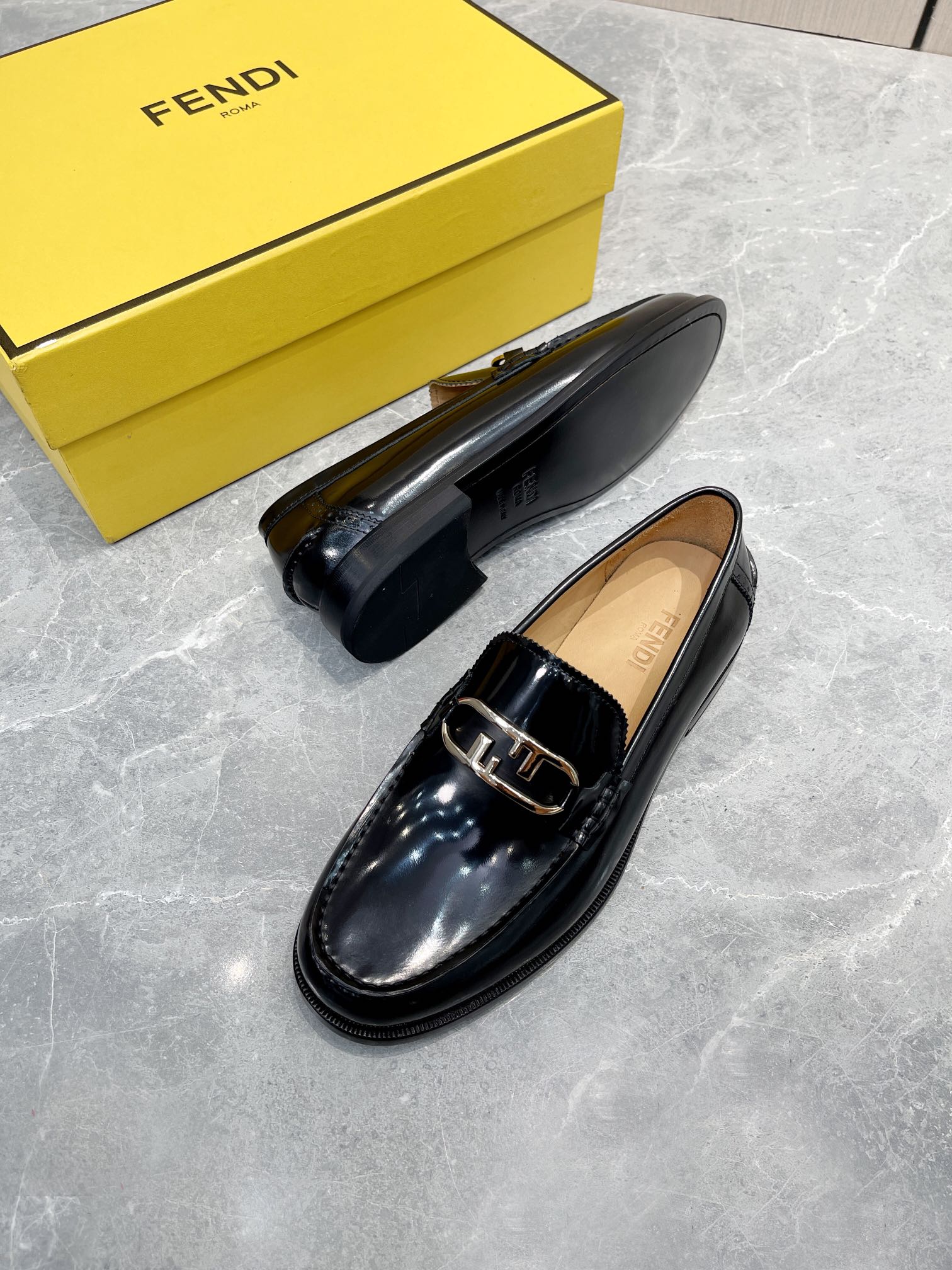 F**di FD O’Lock Loafers Black For Men 7D1557AK1TF0ABB