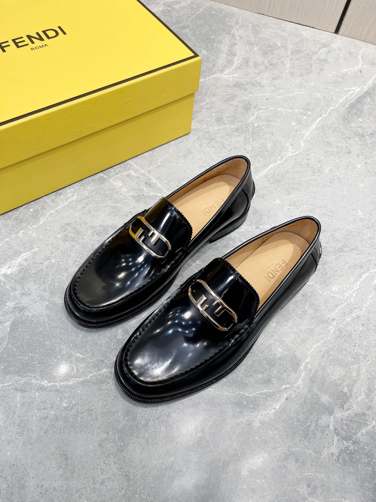 F**di FD O’Lock Loafers Black For Men 7D1557AK1TF0ABB