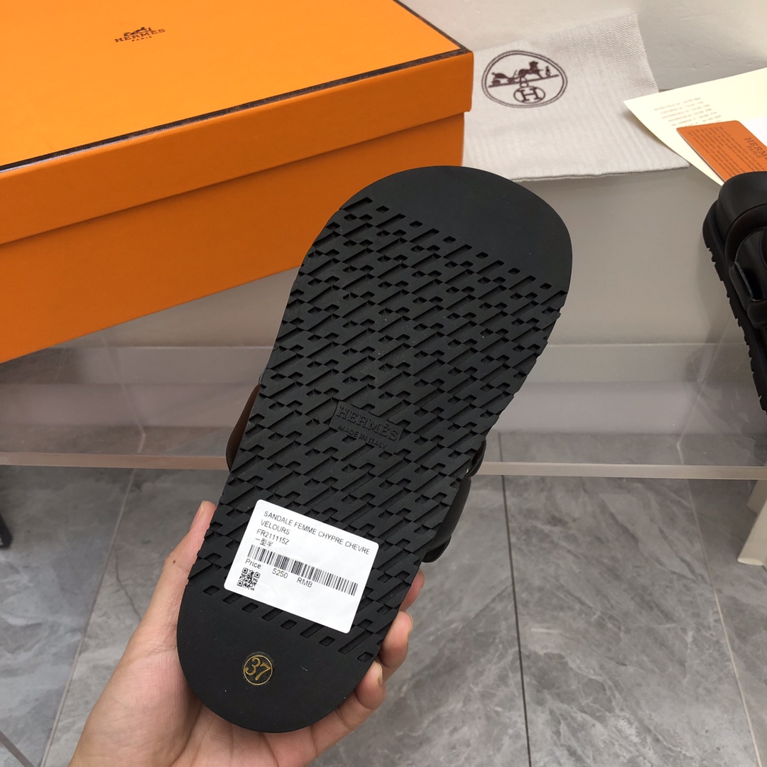 H**me5 Extra Sandal Black For Women H222302Z 02350