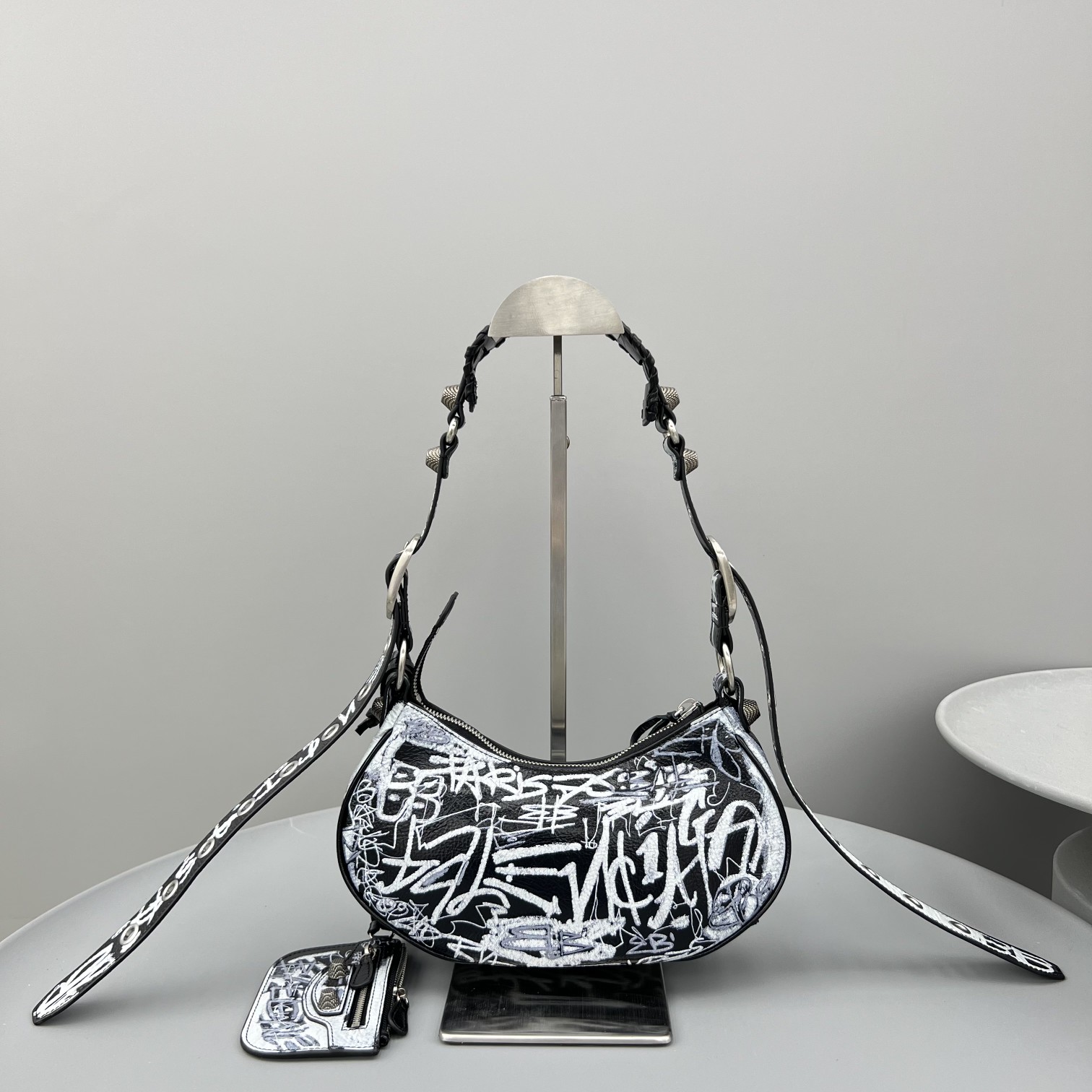 Ba1en*iaga Le Cagole XS Shoulder Bag Black/White For Women‎ 10.2in/25.9cm