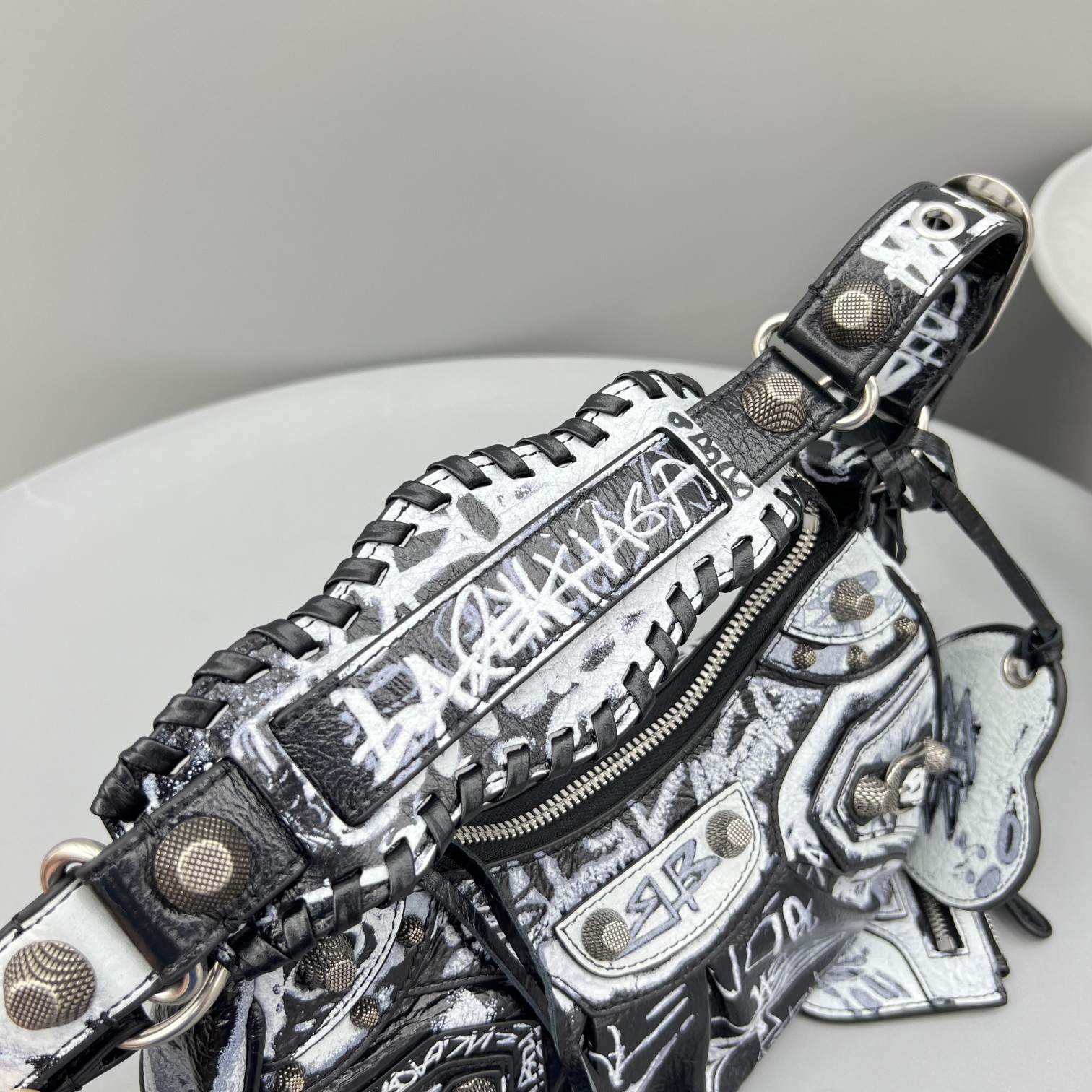 Ba1en*iaga Le Cagole XS Shoulder Bag Black/White For Women‎ 10.2in/25.9cm