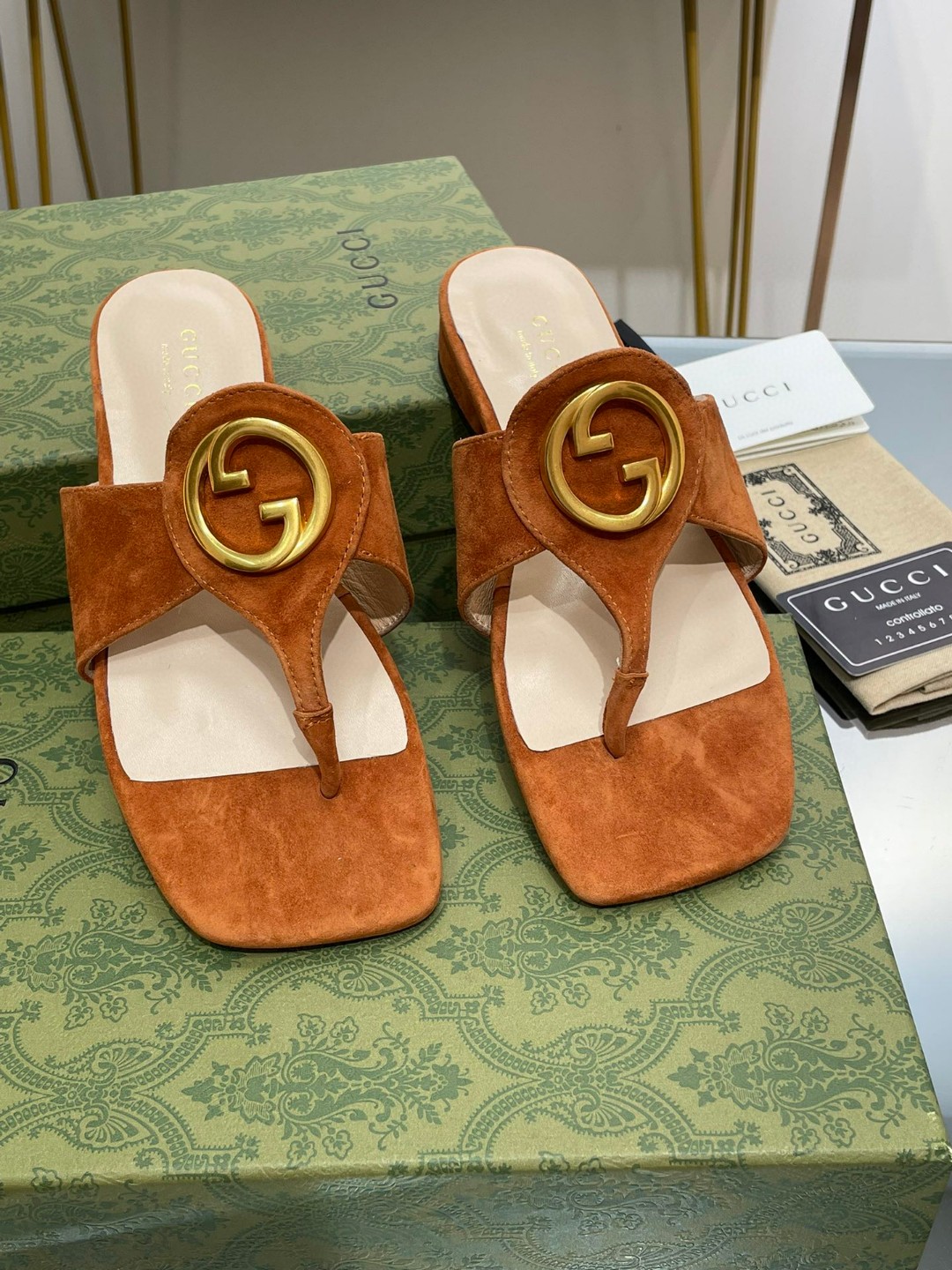 Gvc*1 Blondie Thong Sandal In Soft Brown For Women ‎‎