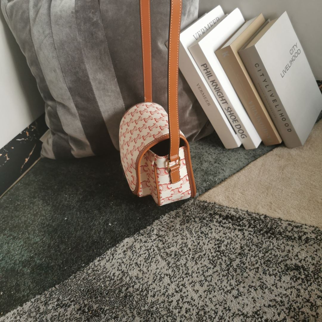 Ce1i*e Mini Besace In Triomphe Canvas White And Red For Women‎ 6in/15cm