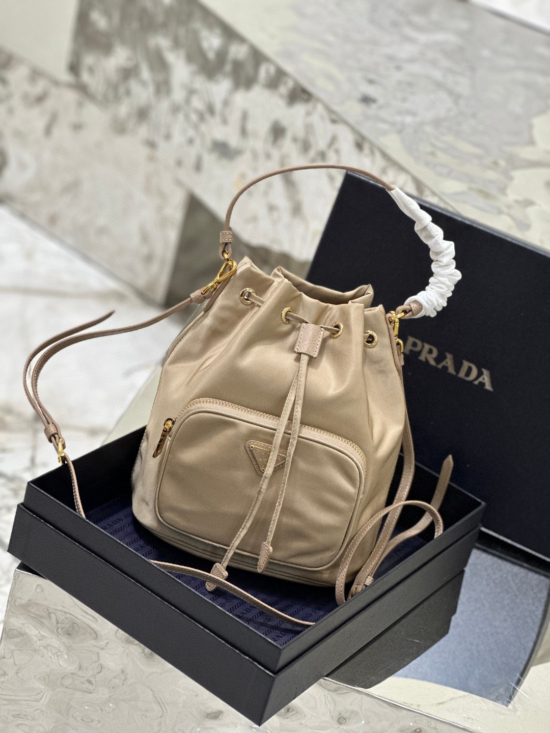 Pra*a Duet Bucket Shoulder Bag Light Pink/Beige For Women 8.6 in / 22.5 cm 1BH038_RV44_F0E18_V_OOO