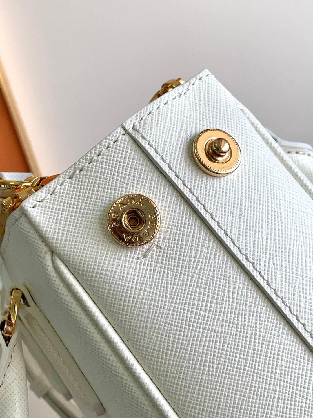 Pra*a Galleria Saffiano Mini Bag White/Beige/Blue/Dark Blue For Women 7.8 in / 20 cm 1BA906_NZV_F0009_V_EOM