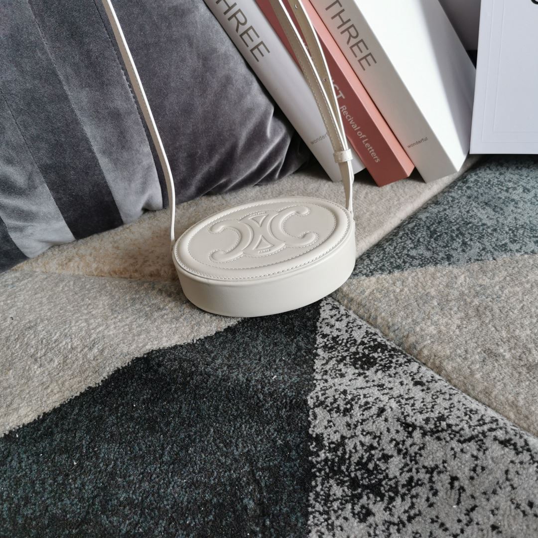 Ce1i*e Oval Bag Cuir Triomphe In Smooth Black/White/Brown For Women‎ 8in/20cm 198603DXC.38NO