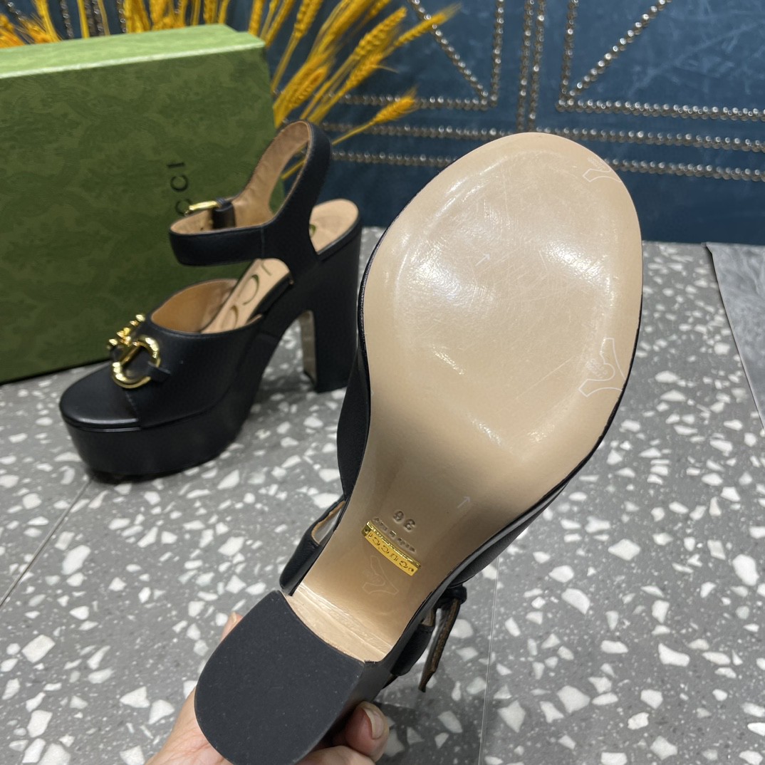 Gvc*1 Platform Sandal With Horsebit Black For Women 674776 BKO00 1000