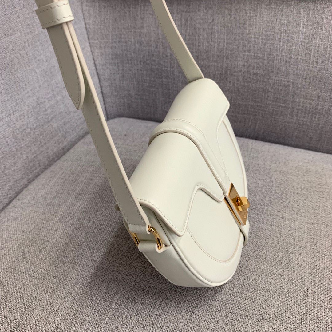 Ce1i*e Small Besace 16 Bag In Satinated Black/White/Light Pink For Women‎ 7in/19cm 188013BEY.38NO