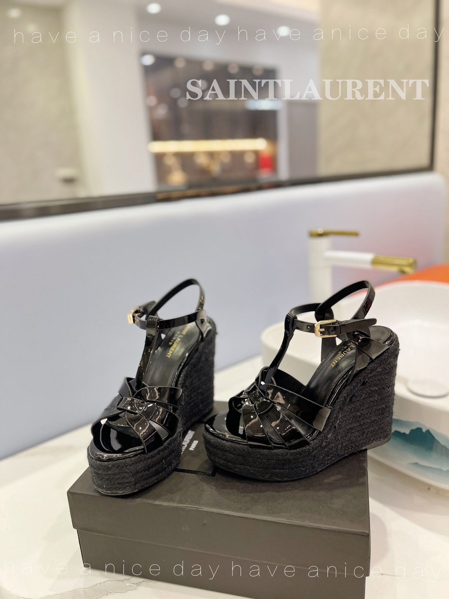 Sa1nt Lau*nt Tribute Espadrilles In Patent Black For Women