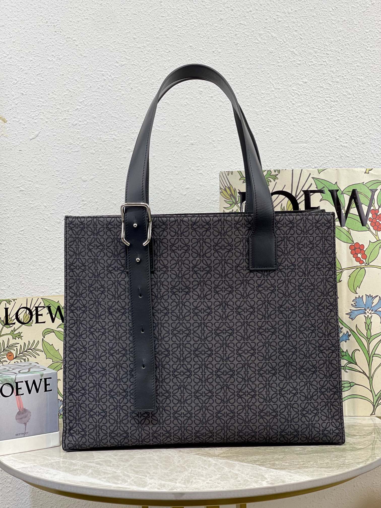 L0ew* Buckle Horizontal Tote In Anagram Jacquard Black For Women 14.4in / 36.5cm B692K96X02