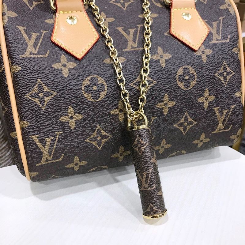 L0vis Vvtt0n Cylinder Pendant Necklace Gold Tone For Women