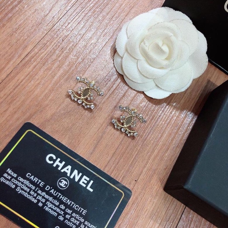 Ch**el Fashional Douple C Earrings Gold Tone For Women