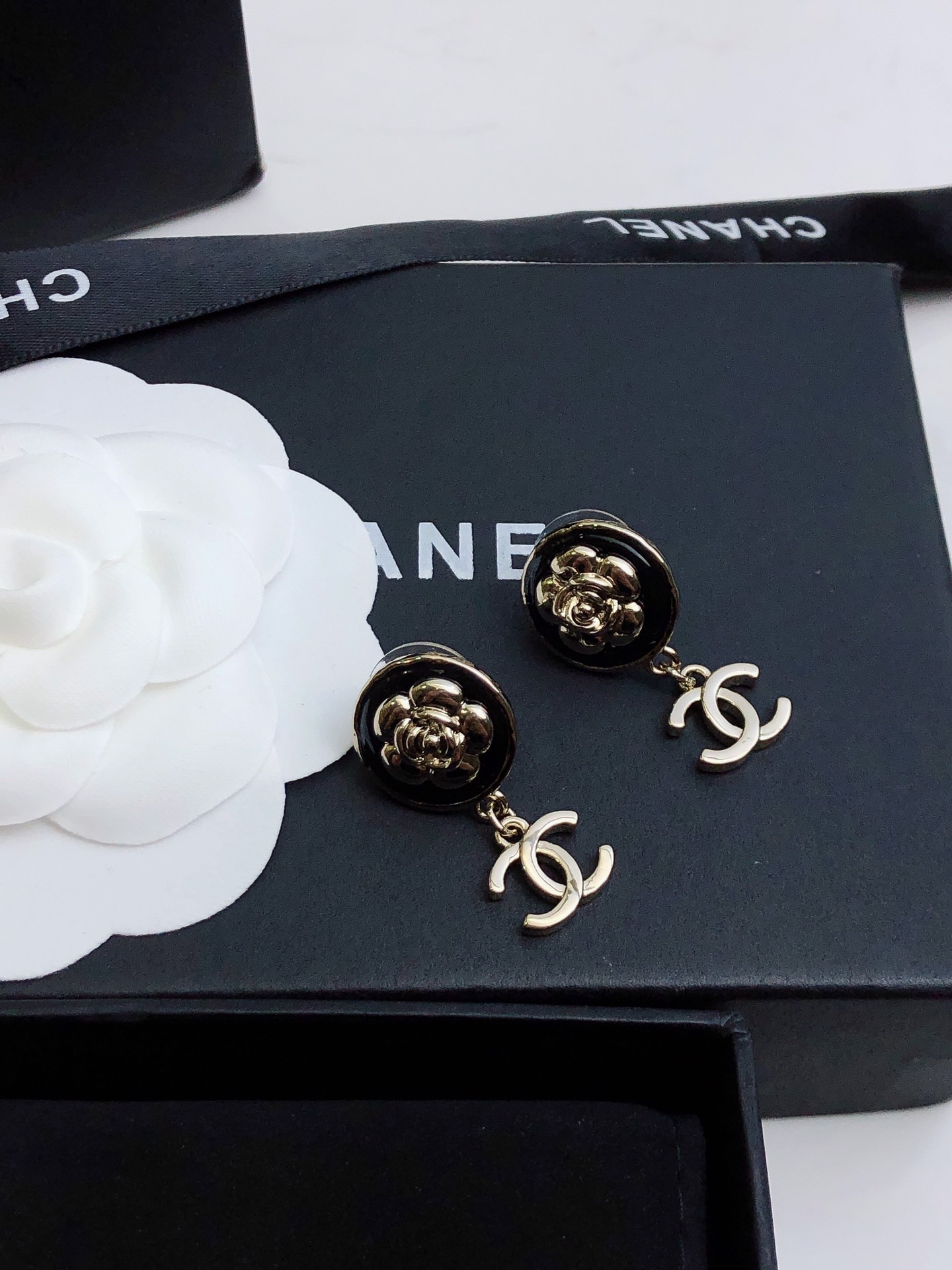 Ch**el Flower Earrings Black For Women