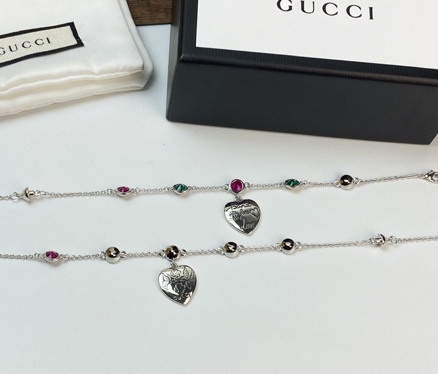 Gvc*1 Heart-Eye Bracelet Silver For Women