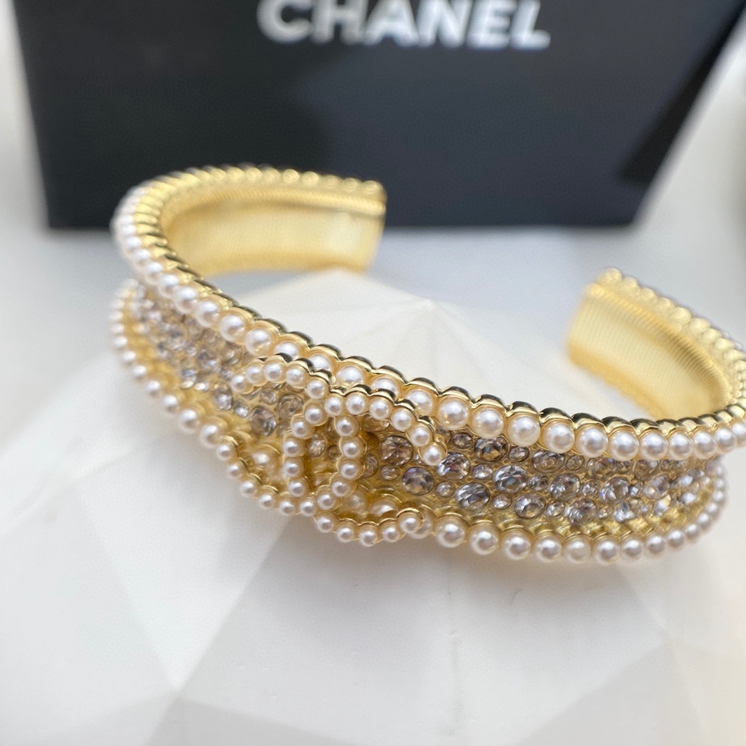 Ch**el Pearls Bracelet Gold For Women