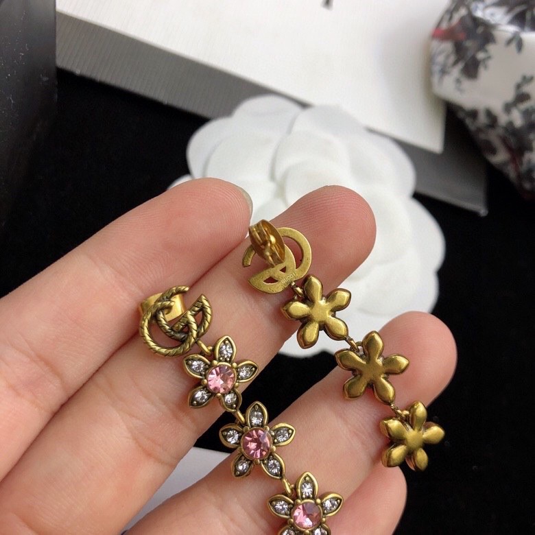 Gvc*1 Triple Flower GG Earrings Gold Tone For Women