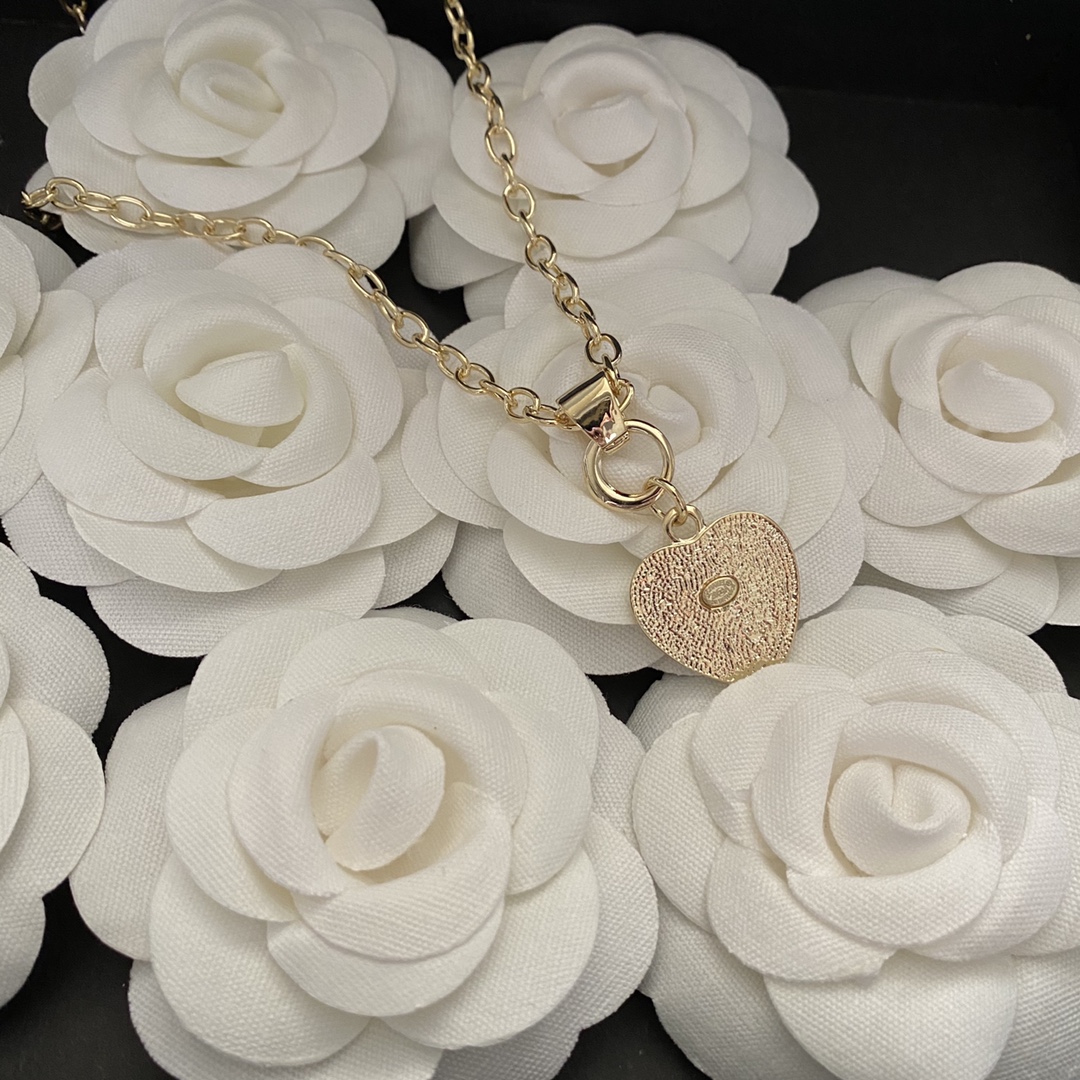 Ch**el Twinkle Heart Chain Necklace Gold Tone For Women