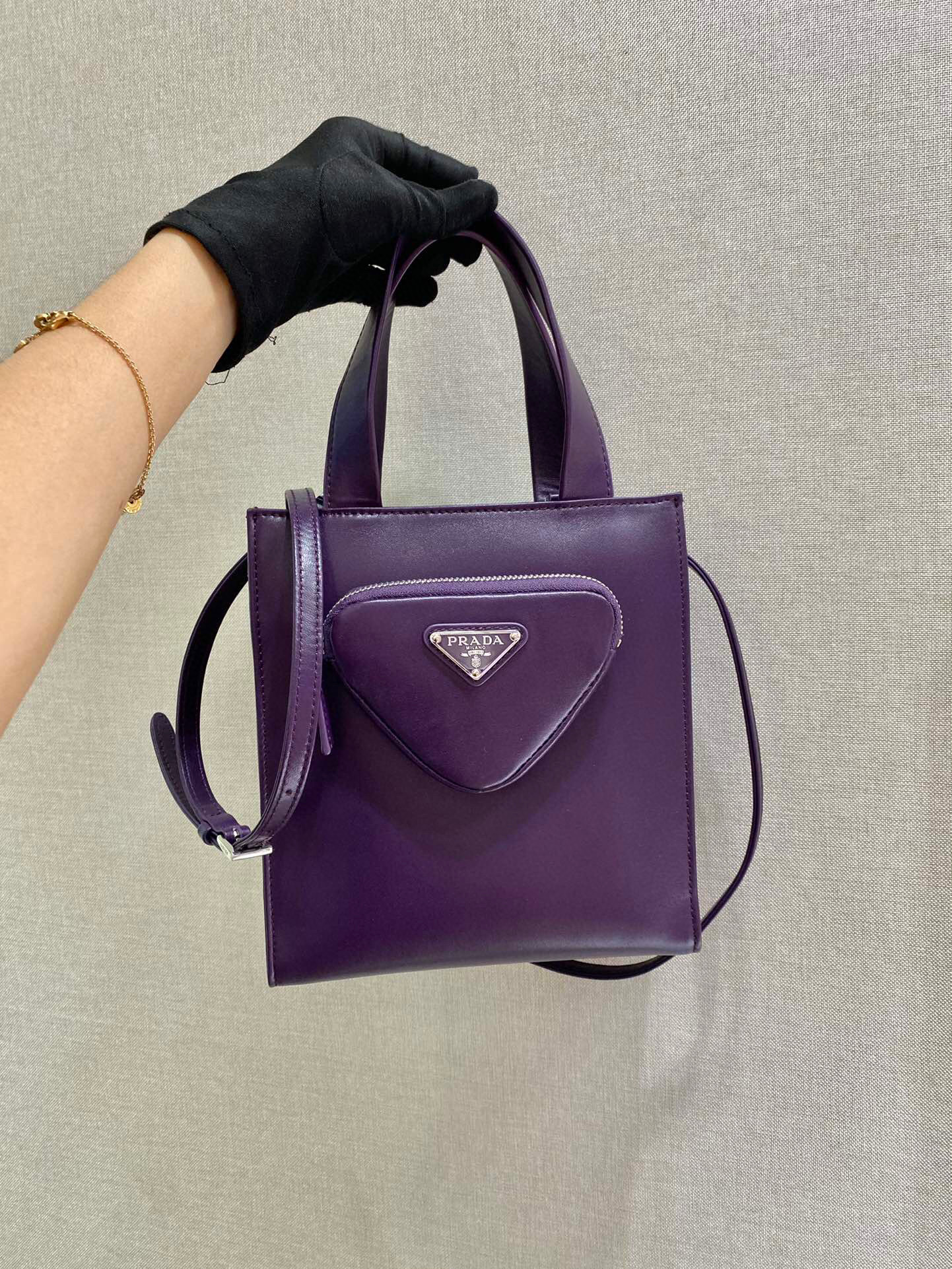 Pra*a Shoulder Bag In Purple For Women 8.6in/ 22cm