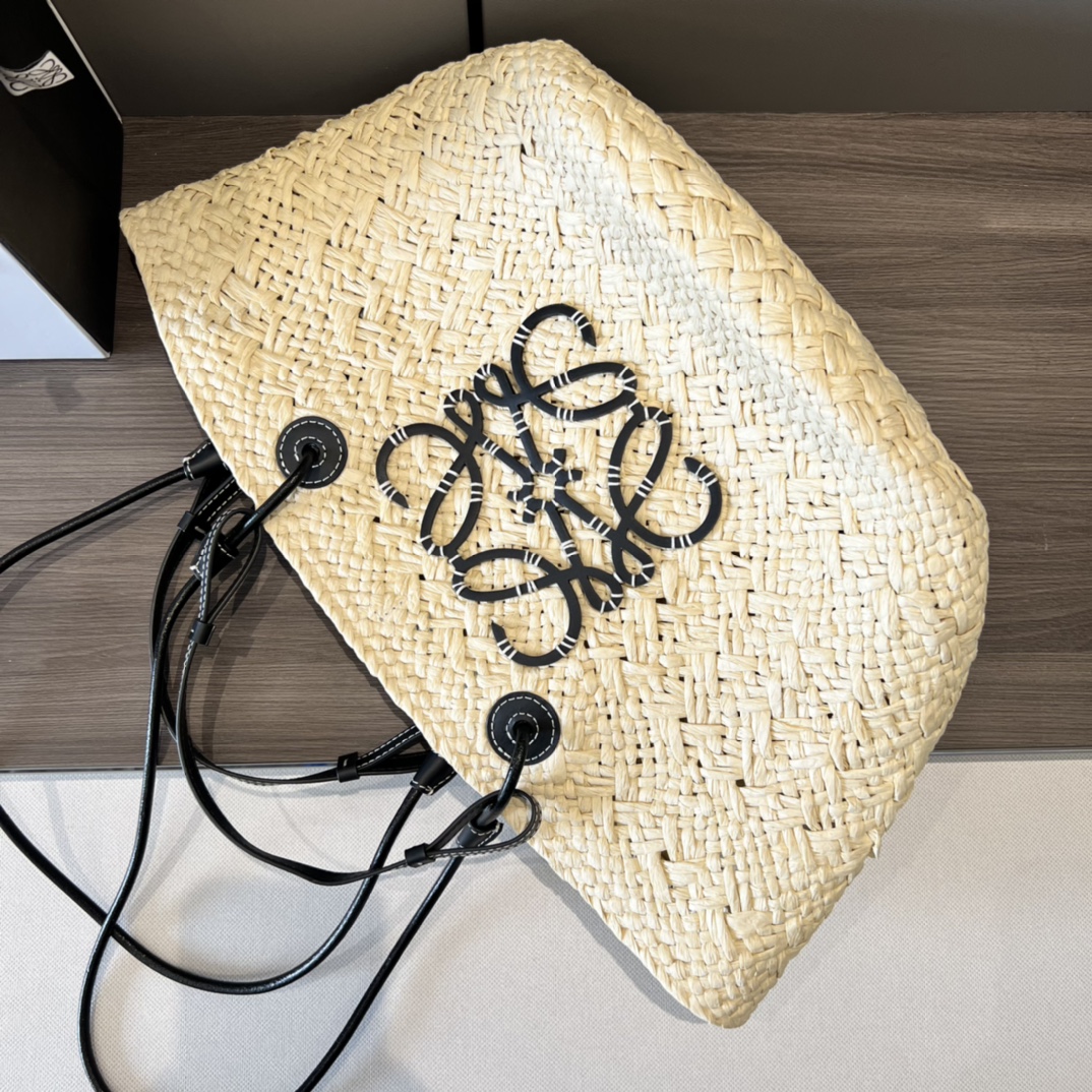 L0ew* Anagram Basket Bag Beige/Black For Women 18.1in / 46cm A223T43X02