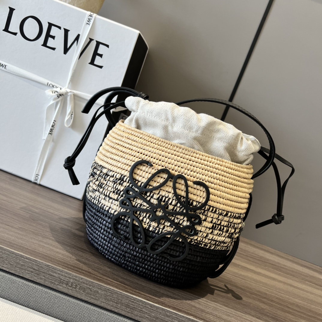 L0ew* Beehive Basket Bag Beige/Black For Women 7.9in / 20cm
