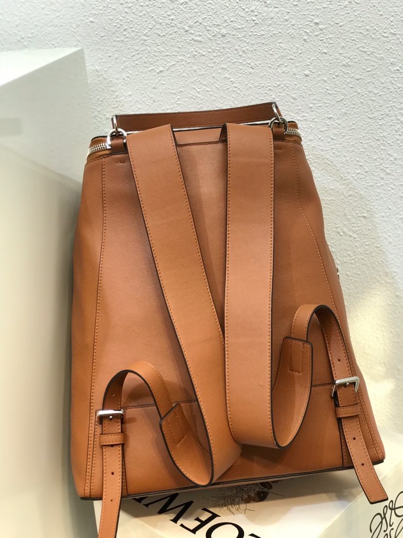 L0ew* Goya Backpack Black/Beige/Brown For Women 16.1in / 41cm