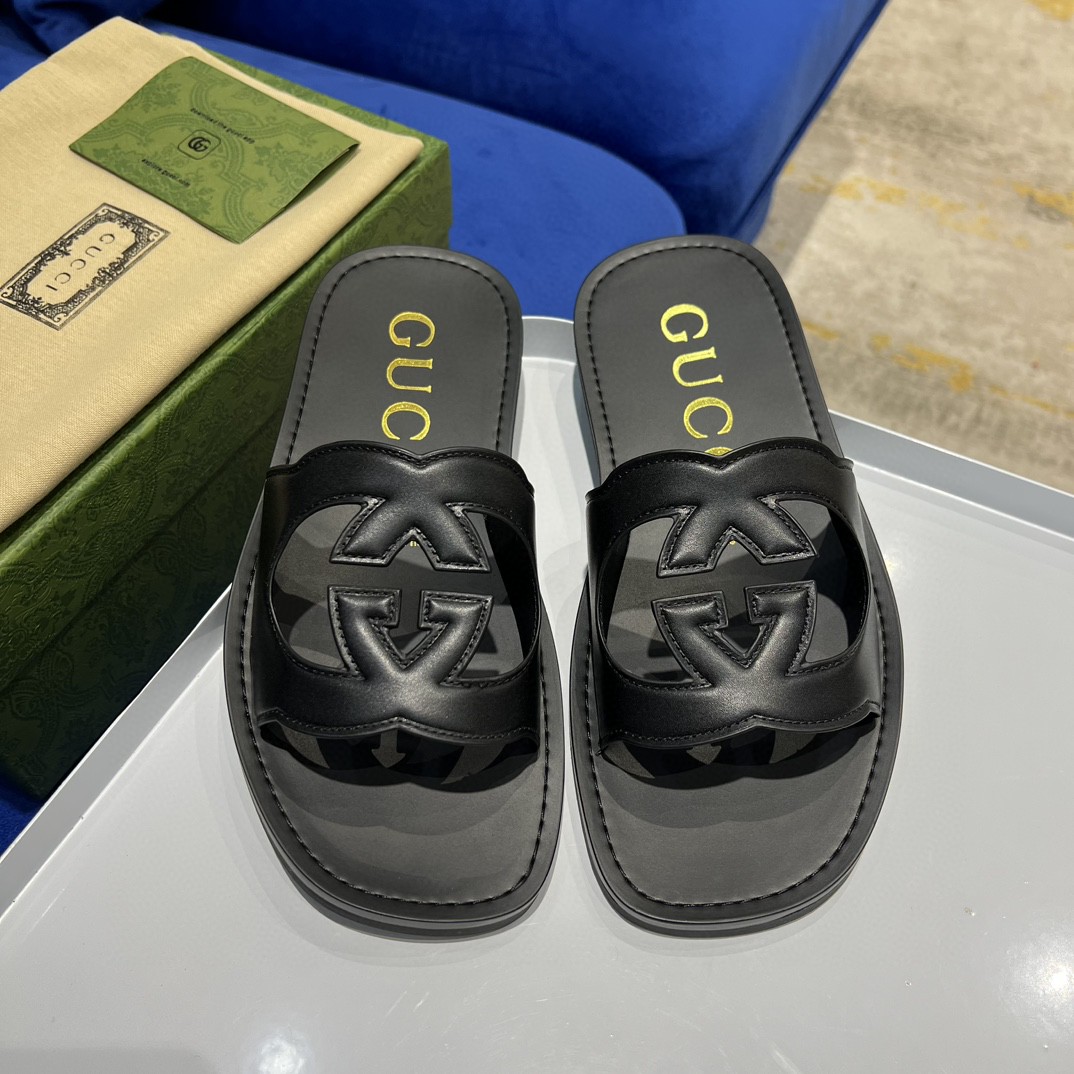 Gvc*1 Interlocking-G Cut-Out Slide Sandal Black For Men