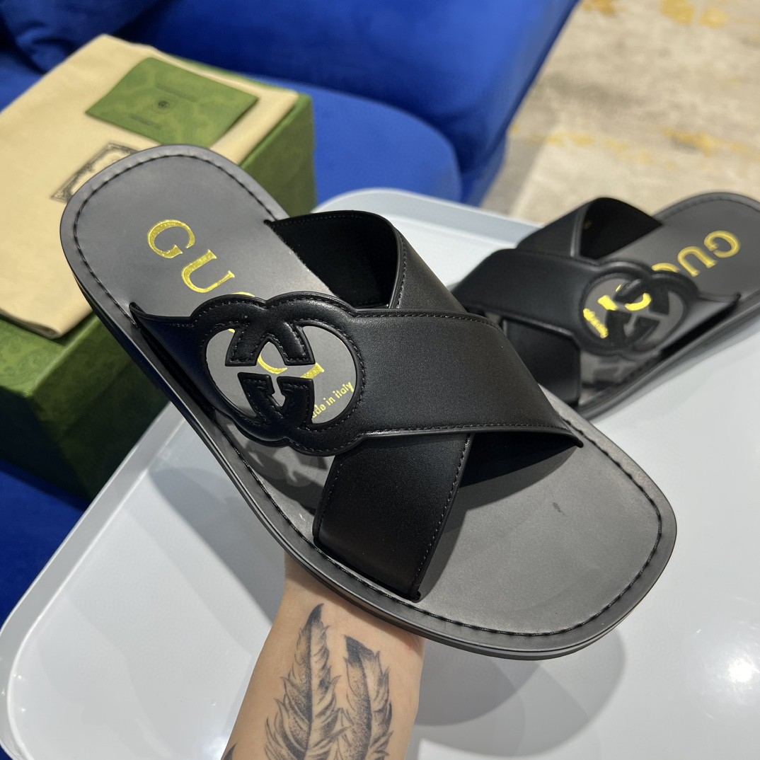 Gvc*1 Interlocking-G Slide Sandal Black For Men 738471 US000 1000