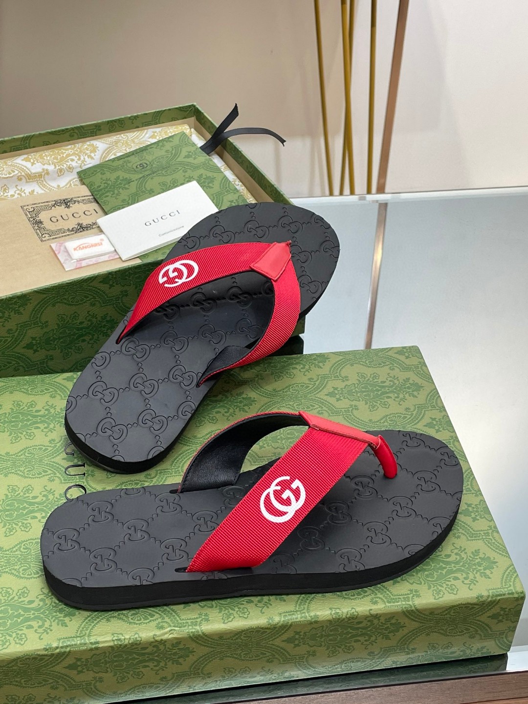 Gvc*1 Thong Sandal Red For Men