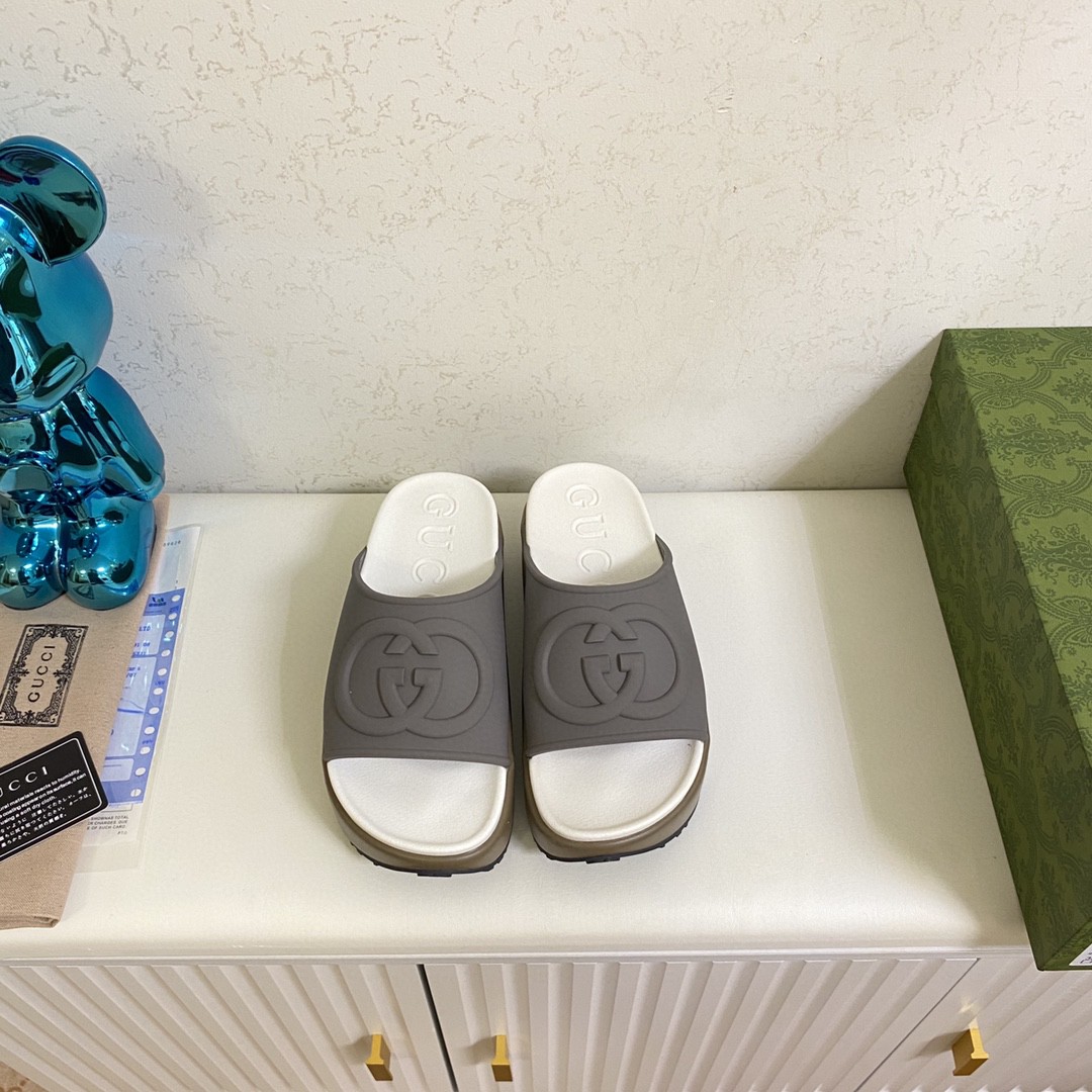 Gvc*1 Interlocking G Slide Sandal Dark Grey For Men 692380 JF000 1126