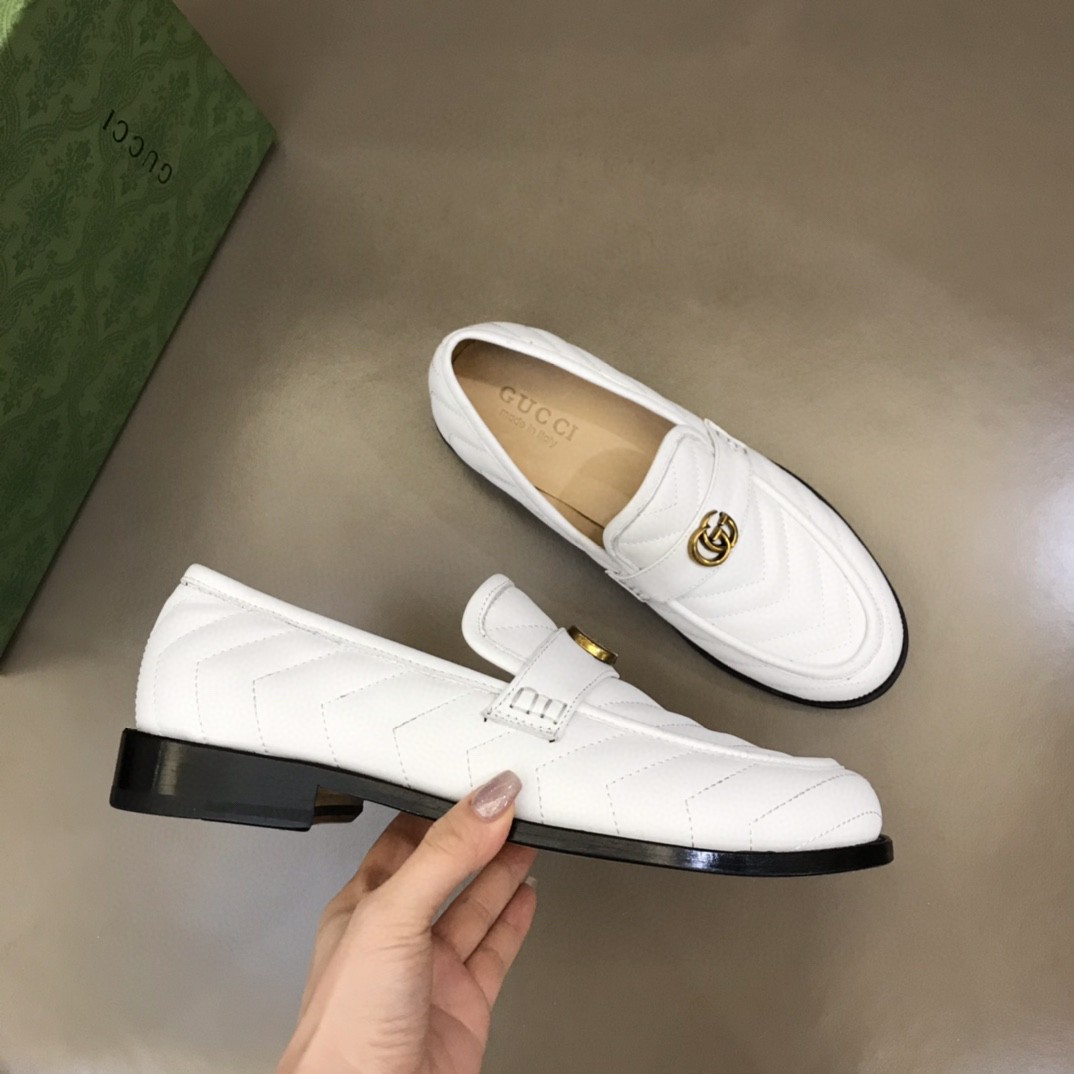 Gvc*1 Loafer With Interlocking G White For Men