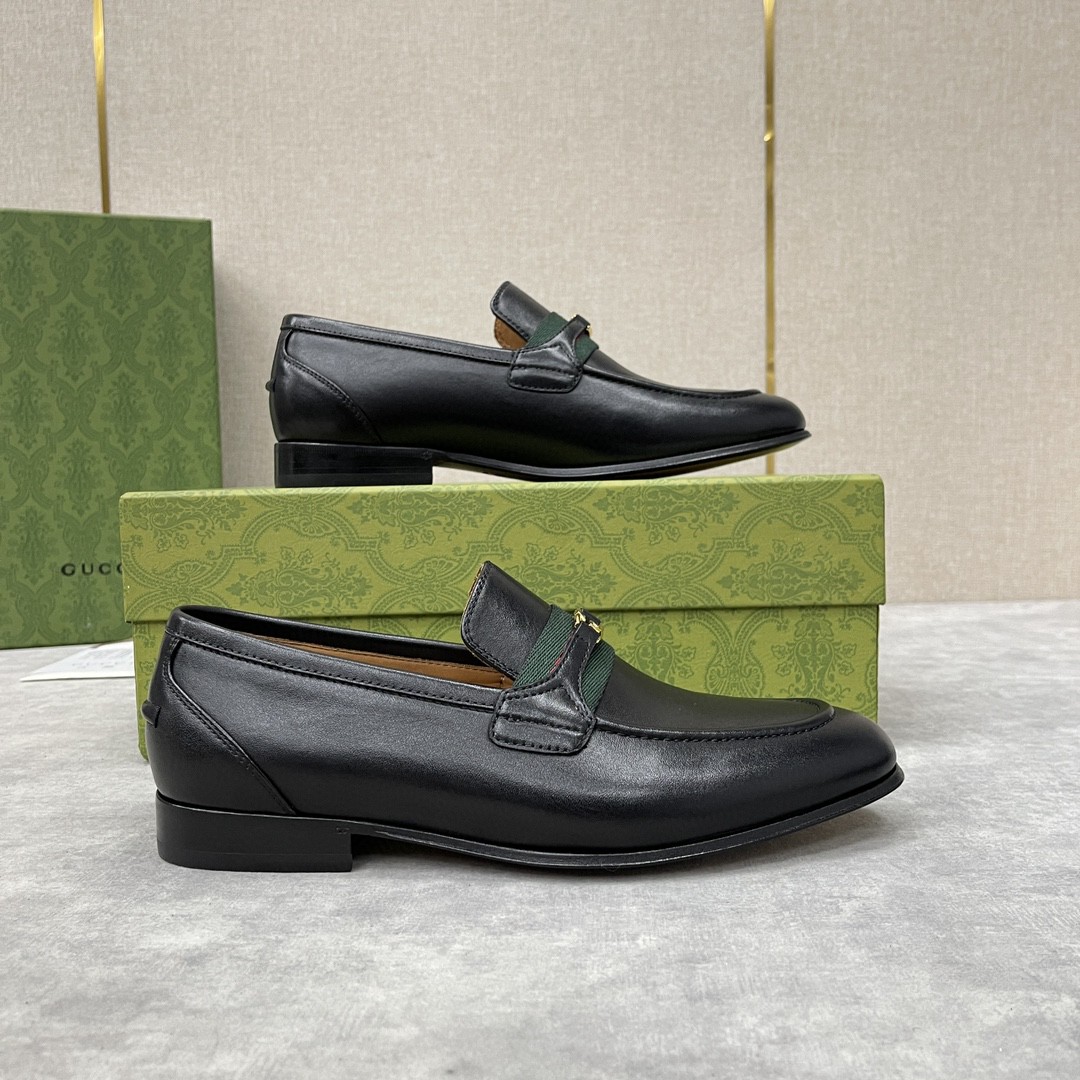 Gvc*1 Loafer With Interlocking G Black For Men