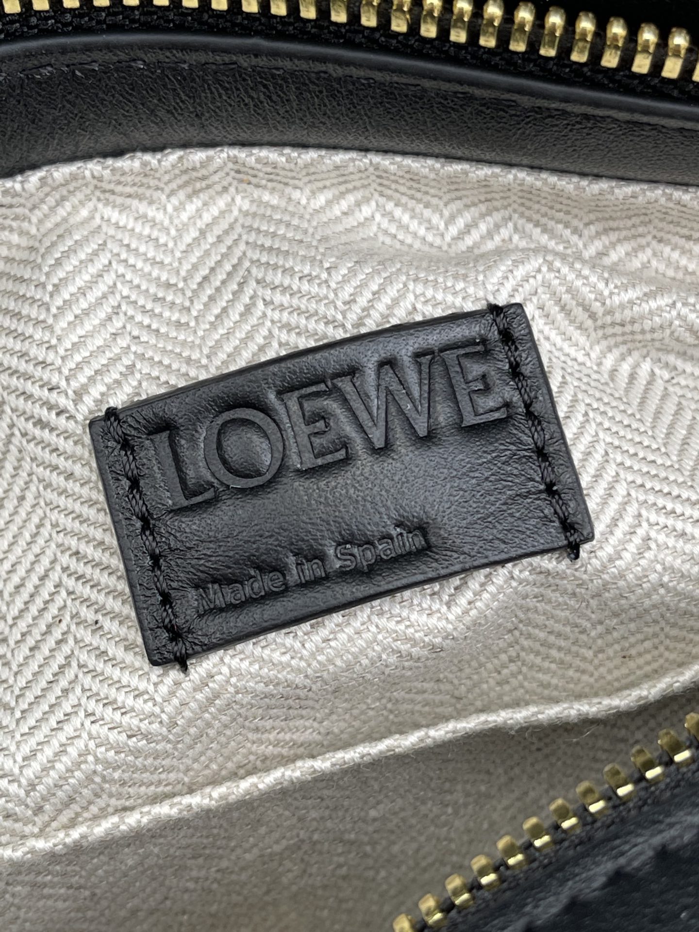 L0ew* Puzzle Hobo Bag Black/Light Green/Pink/Yellow/White For Women 11.3in / 28.7cm A510J67X01