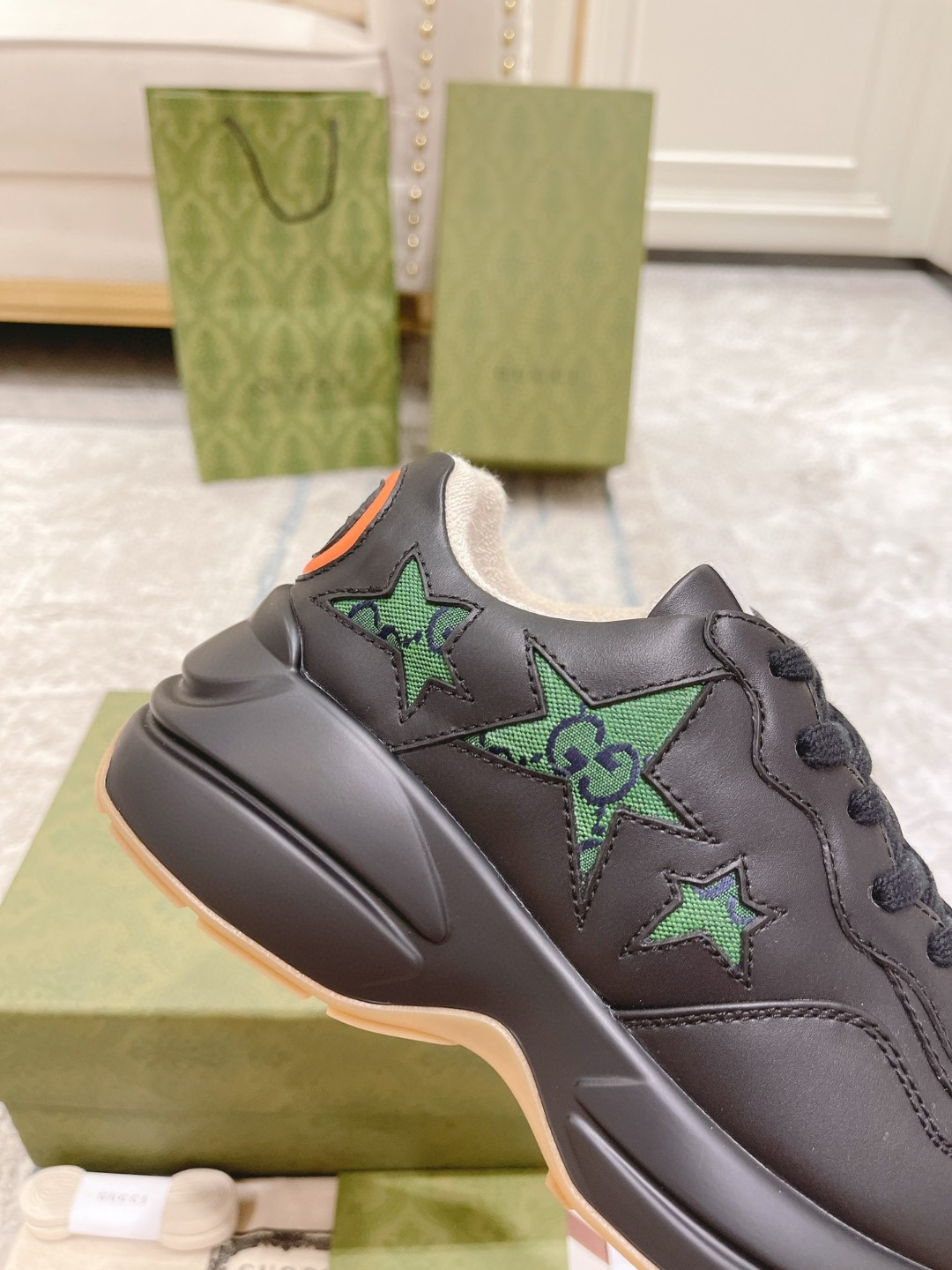 Gvc*1 Rhyton Sneaker With Stars Black For Men 665604 2SHD0 1060