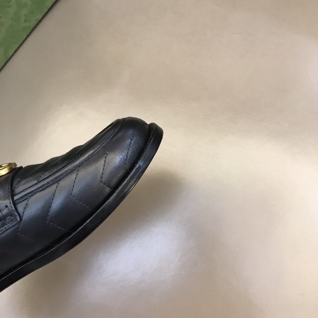 Gvc*1 Slipper With Interlocking G Black For Men