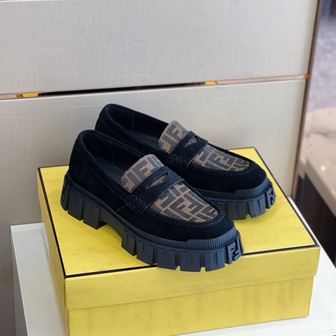 F**di FD O’Lock Nubuck Loafers Brown For Men