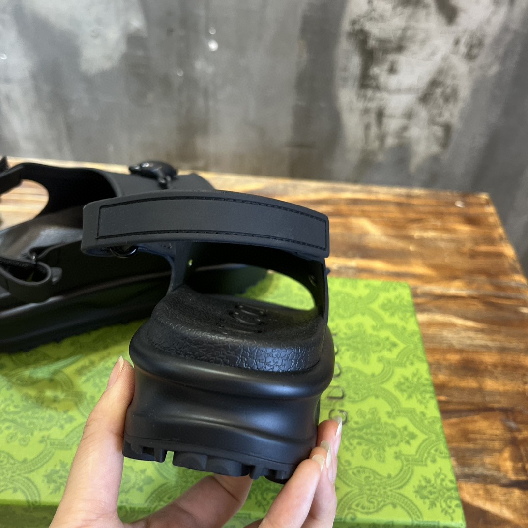 Gvc*1 Horsebit Flatform Sandal Black For Women 742435 JAAC9 1000