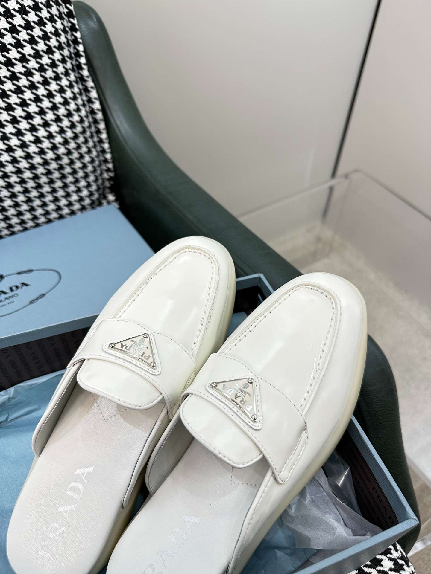 Pra*a Brushed Sabots White For Women