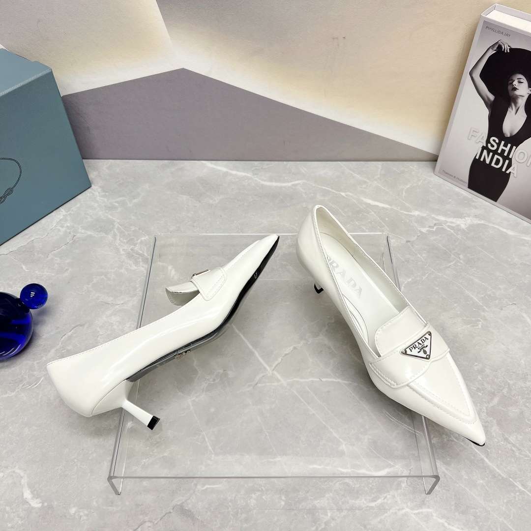 Pra*a Patent Pumps White For Women