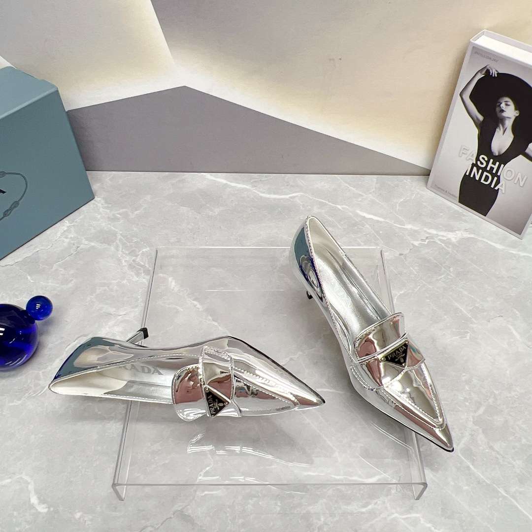 Pra*a Patent Pumps Silver For Women