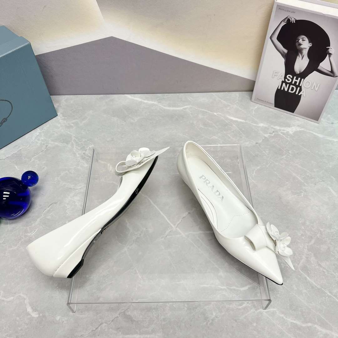 Pra*a Patent Pumps White For Women