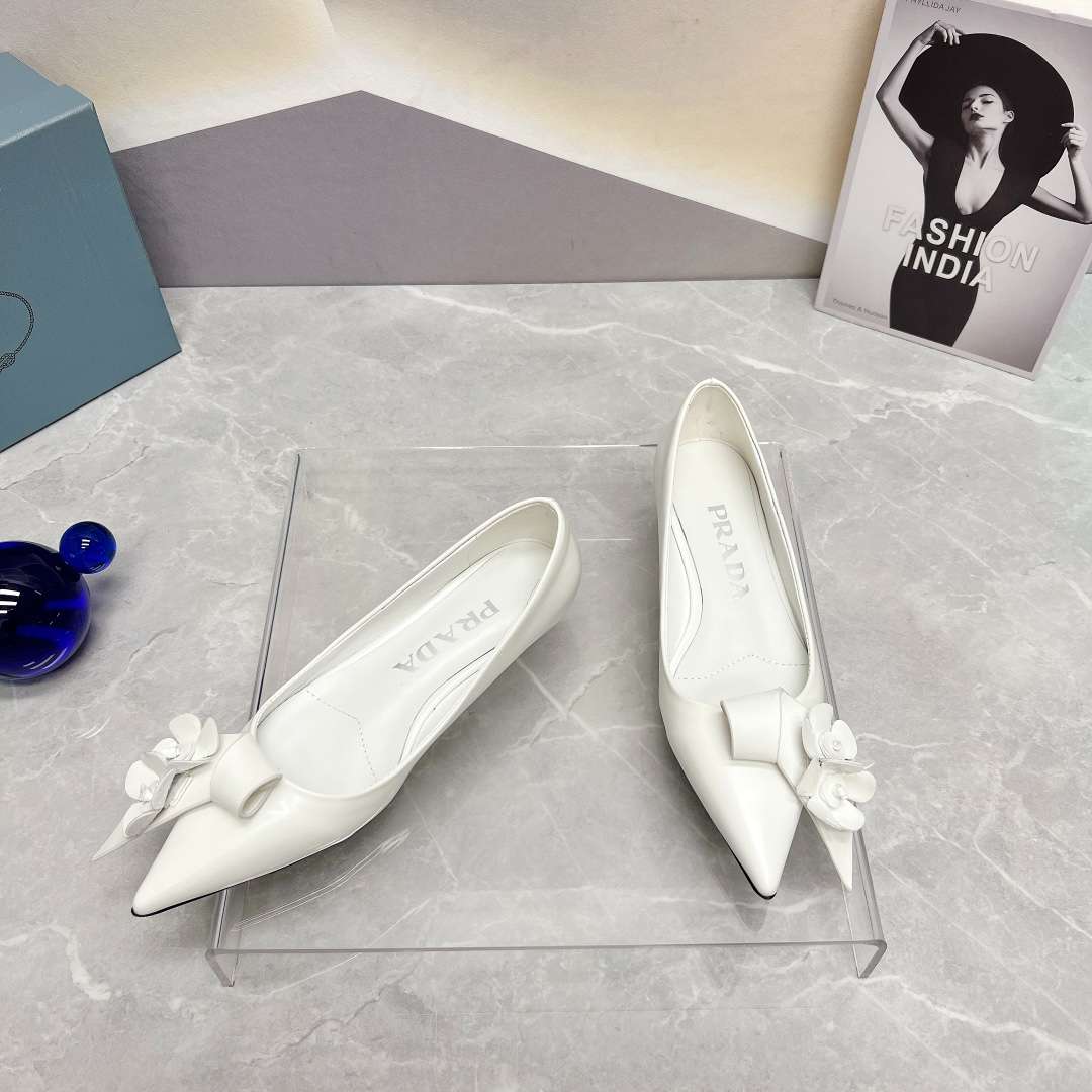 Pra*a Patent Pumps White For Women