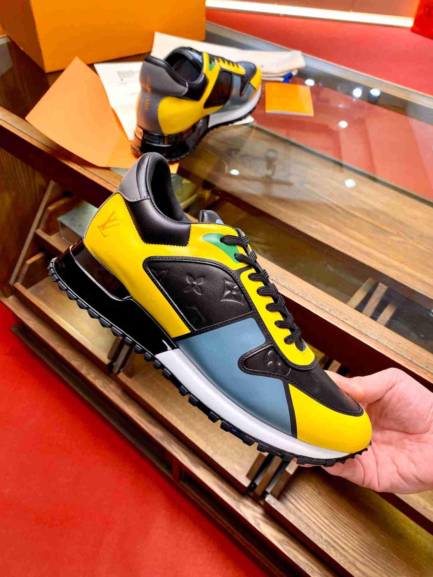 L0vis Vvtt0n Run Away Sneaker Yellow For Men