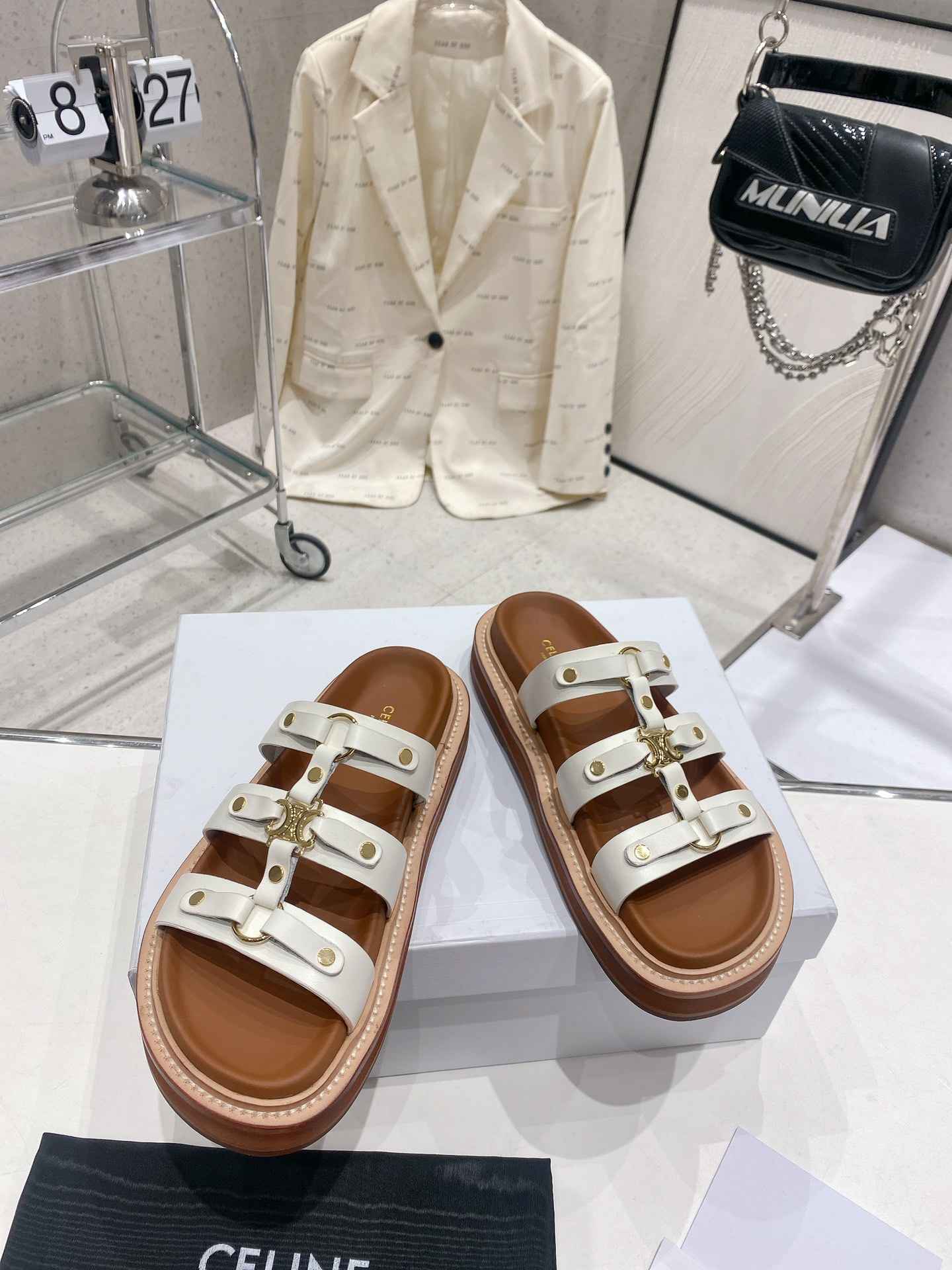 Ce1i*e Slides Tippi White For Women