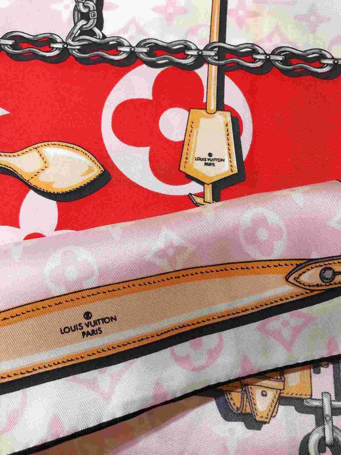 L0vis Vvtt0n Monogram Confidential Square 90 Red For Women